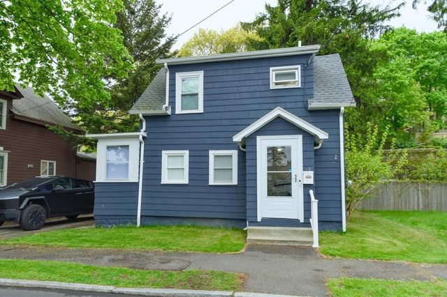 12 Bailey St, Lynn, MA 01904