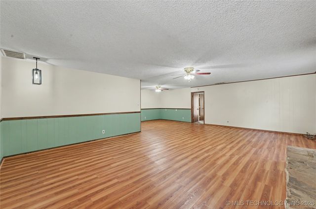 1454 N 337th West Avenue, Mannford, OK 74044