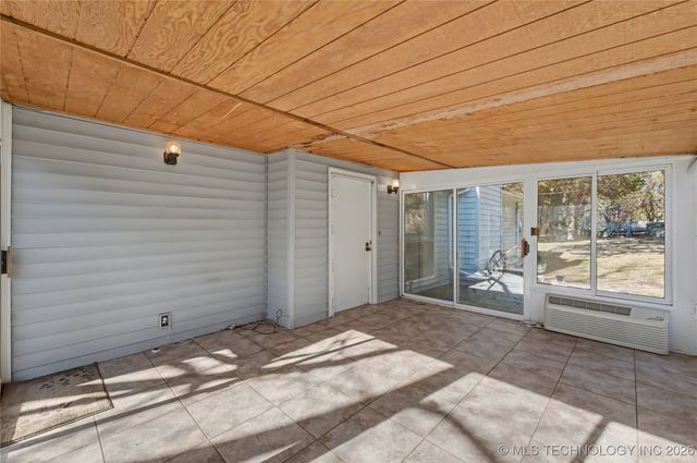 1454 N 337th West Avenue, Mannford, OK 74044