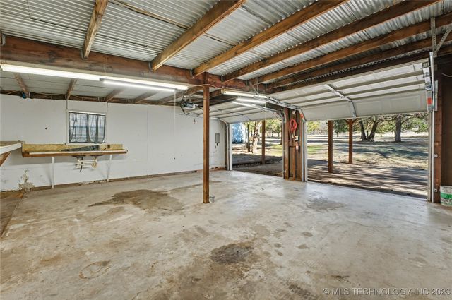 1454 N 337th West Avenue, Mannford, OK 74044