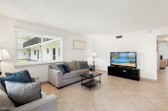 766 Central AVE 119, Naples, FL 34102