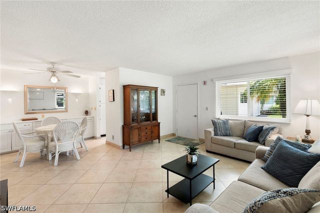 766 Central AVE 119, Naples, FL 34102