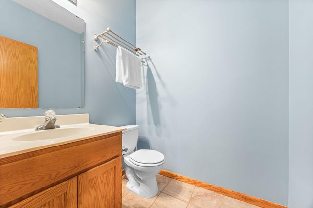 954 Conner Street, Chaska, MN 55318