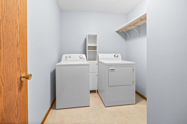 954 Conner Street, Chaska, MN 55318