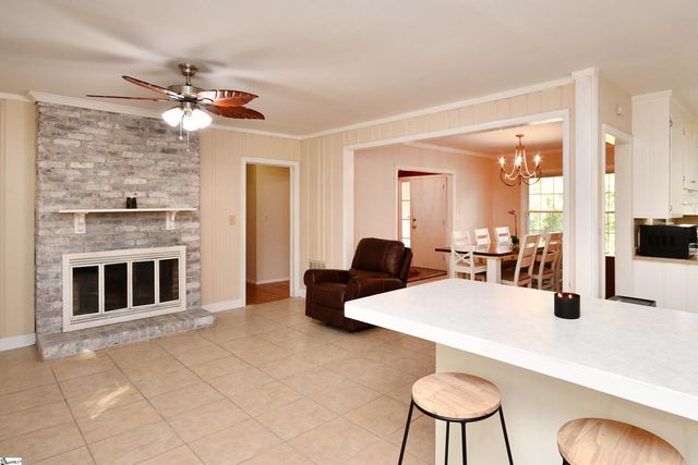 303 Tanglewood Drive, Anderson, SC 29621