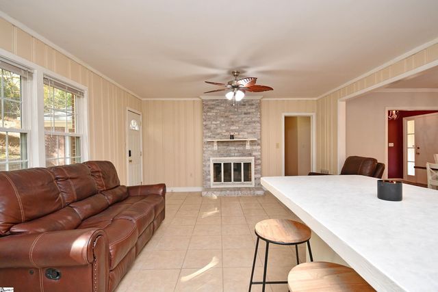 303 Tanglewood Drive, Anderson, SC 29621