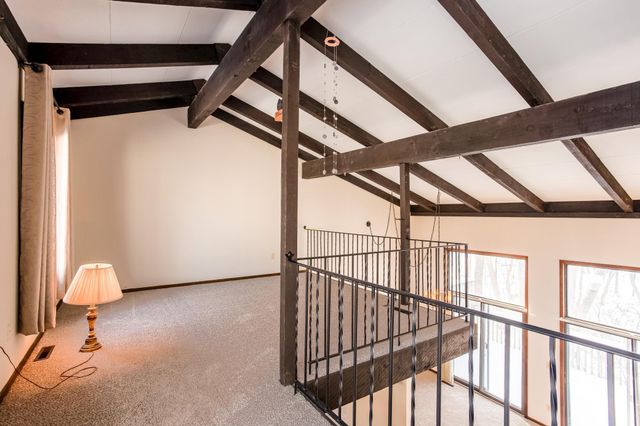 15857 27th Avenue N, Plymouth, MN 55447