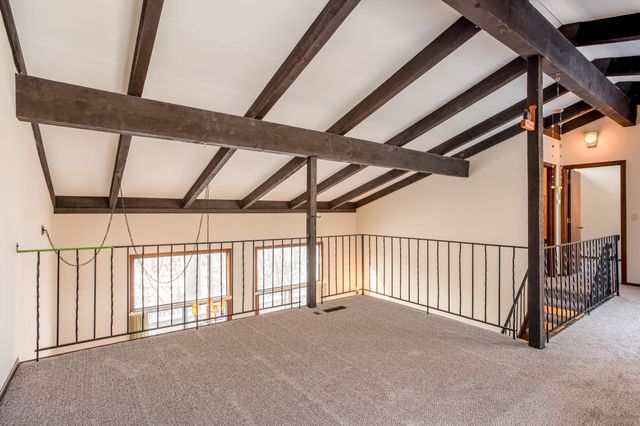 15857 27th Avenue N, Plymouth, MN 55447