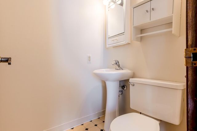 15857 27th Avenue N, Plymouth, MN 55447