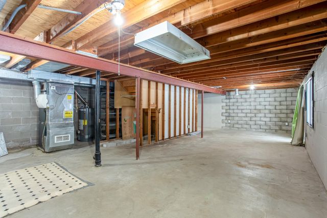 15857 27th Avenue N, Plymouth, MN 55447