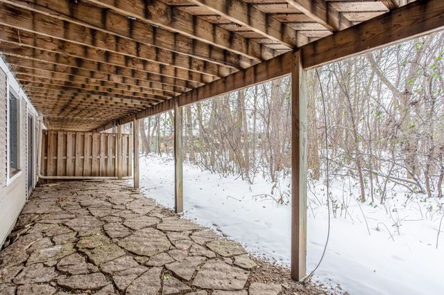 15857 27th Avenue N, Plymouth, MN 55447