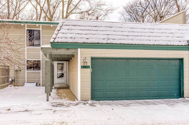 15857 27th Avenue N, Plymouth, MN 55447