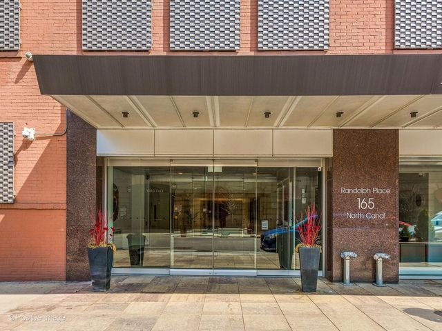 165 N CANAL Street 815, Chicago, IL 60606