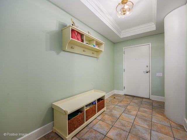 165 N CANAL Street 815, Chicago, IL 60606