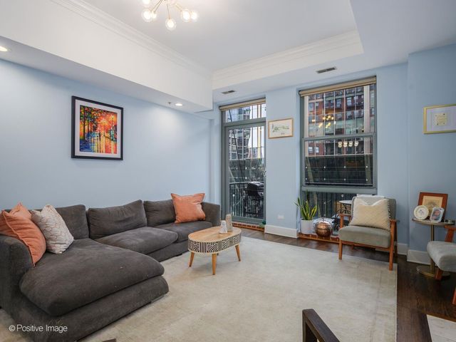 165 N CANAL Street 815, Chicago, IL 60606