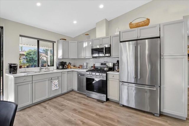 77823 Chandler Way, Palm Desert, CA 92211