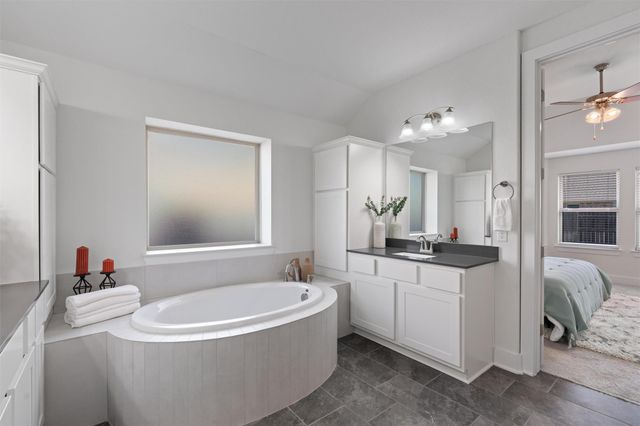 109 Wake LN, Georgetown, TX 78633