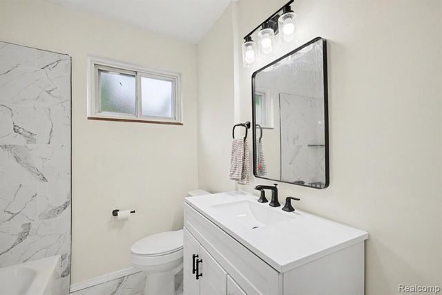 35812 Little Mack Avenue, Clinton Township, MI 48035