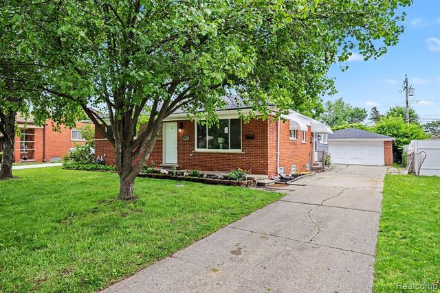 35812 Little Mack Avenue, Clinton Township, MI 48035