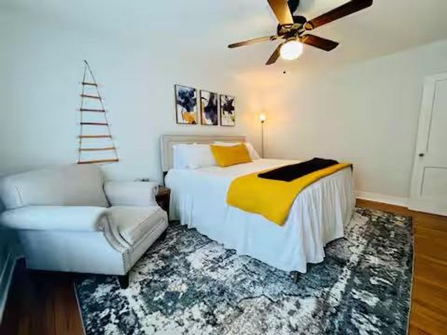4301 Polk Street, Houston, TX 77023