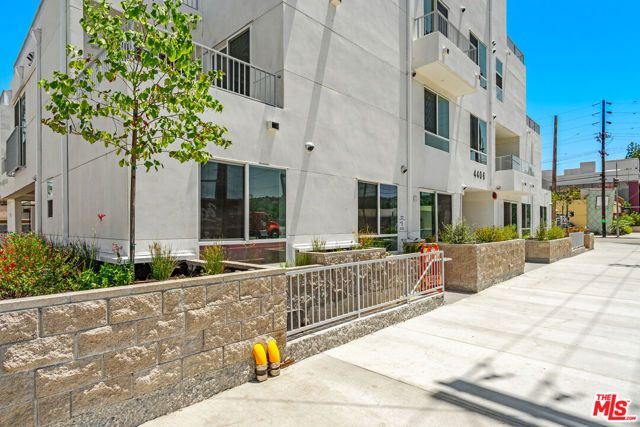 4406 Fulton Street 103, Sherman Oaks, CA 91423