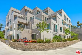 4406 Fulton Street 103, Sherman Oaks, CA 91423