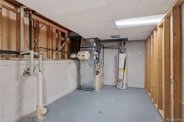 17098 Coral Gables Street, Southfield, MI 48076