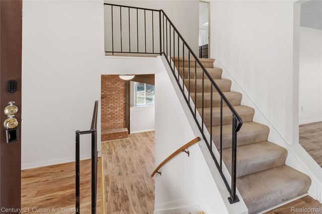 17098 Coral Gables Street, Southfield, MI 48076