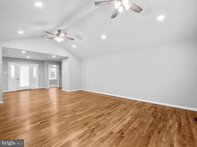 10009 RIVER RD, South Chesterfield, VA 23803