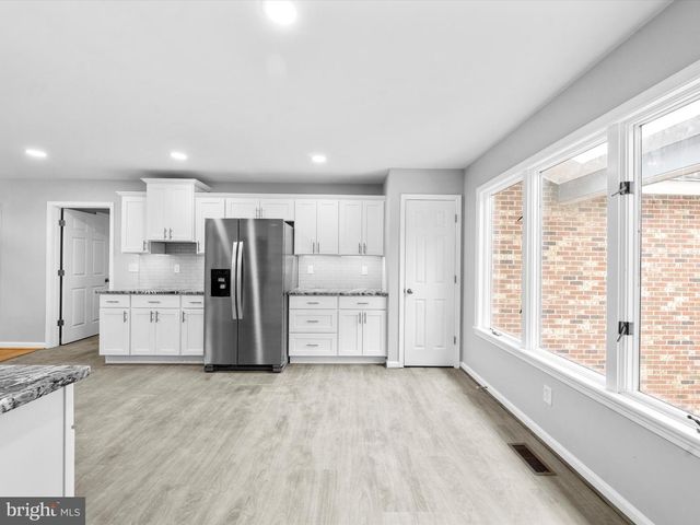 10009 RIVER RD, South Chesterfield, VA 23803