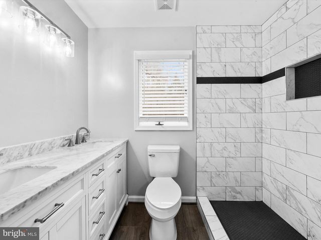 10009 RIVER RD, South Chesterfield, VA 23803