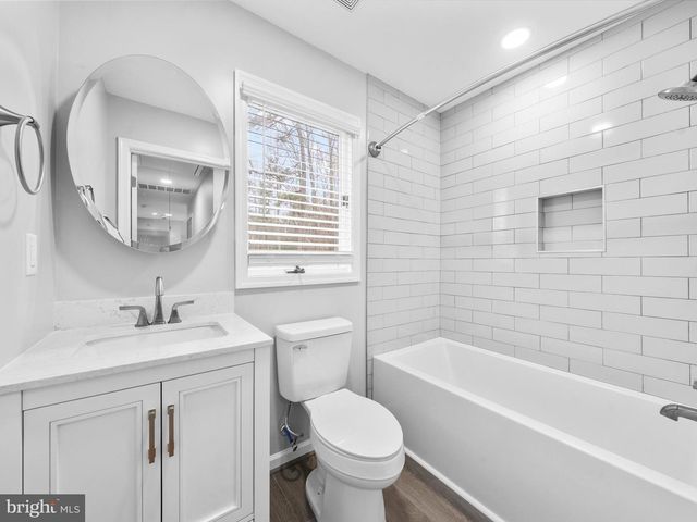 10009 RIVER RD, South Chesterfield, VA 23803