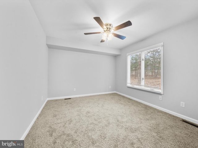 10009 RIVER RD, South Chesterfield, VA 23803