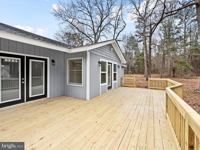 10009 RIVER RD, South Chesterfield, VA 23803