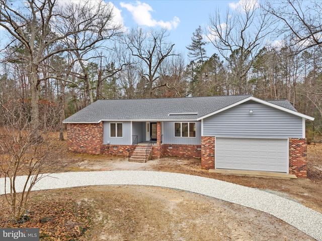 10009 RIVER RD, South Chesterfield, VA 23803