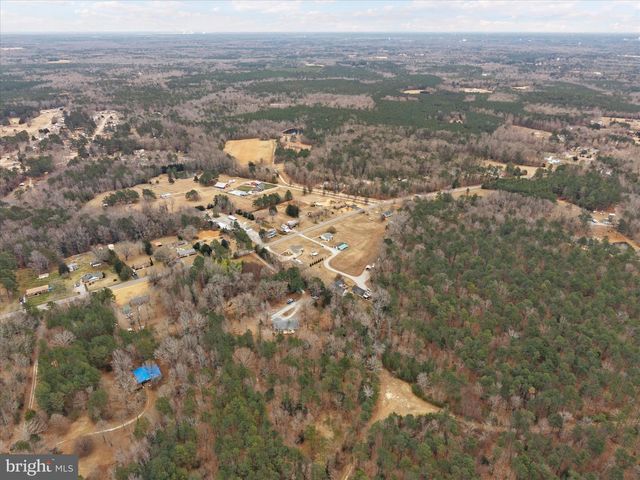 10009 RIVER RD, South Chesterfield, VA 23803