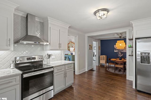 13 Stephenson Avenue, Greenville, SC 29617