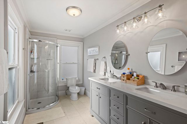 13 Stephenson Avenue, Greenville, SC 29617