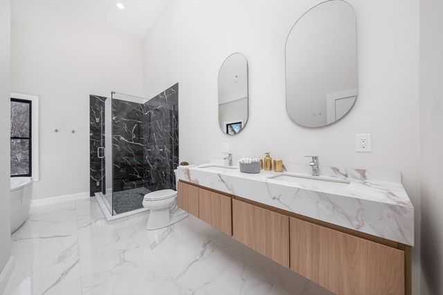 16 Summit St, Newton, MA 02458