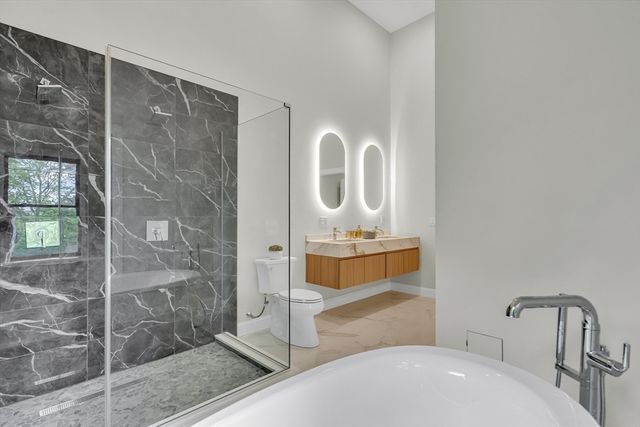 16 Summit St, Newton, MA 02458