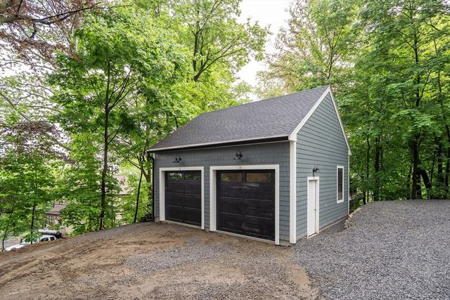 16 Summit St, Newton, MA 02458