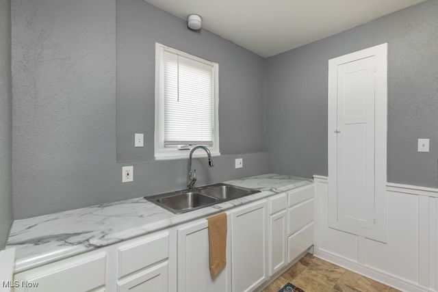 2001 Bryan Avenue SW, Canton, OH 44706