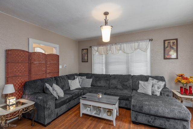 2001 Bryan Avenue SW, Canton, OH 44706