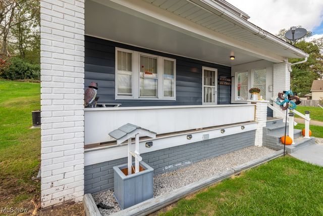 2001 Bryan Avenue SW, Canton, OH 44706