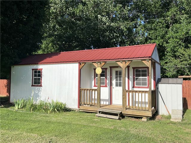 89 Creekview Road, Harrison, AR 72601