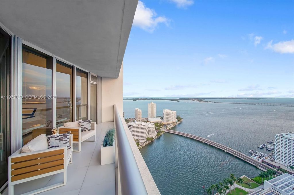 495 Brickell Ave 4209, Miami, FL 33131