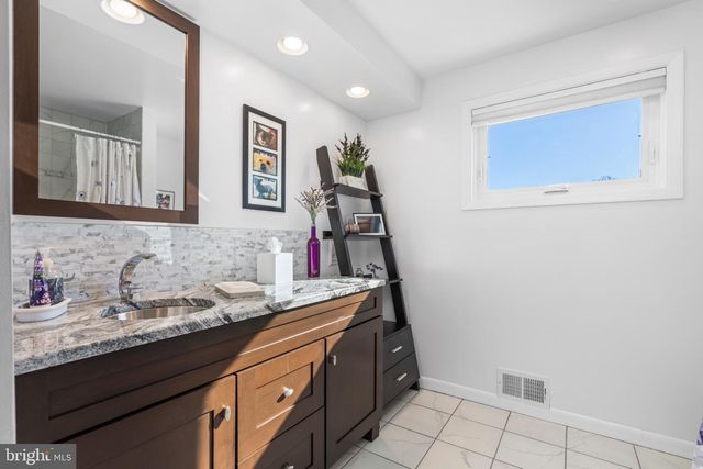 1101 GYPSY LN W, Towson, MD 21286