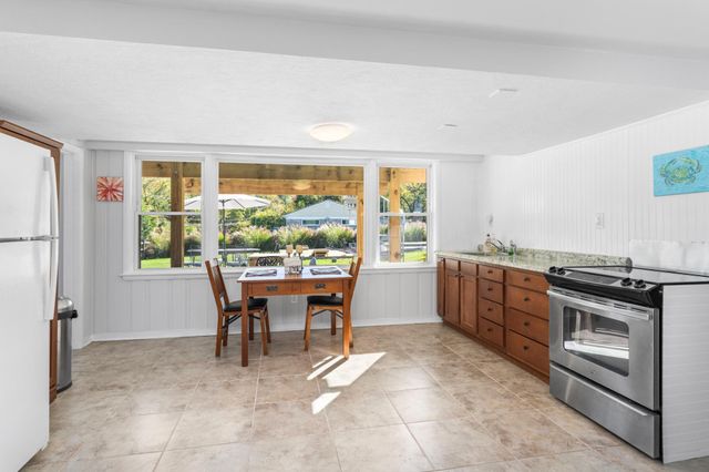 1101 GYPSY LN W, Towson, MD 21286