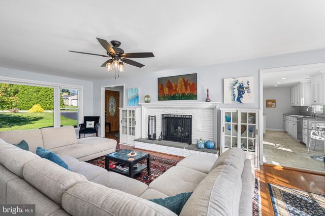 1101 GYPSY LN W, Towson, MD 21286