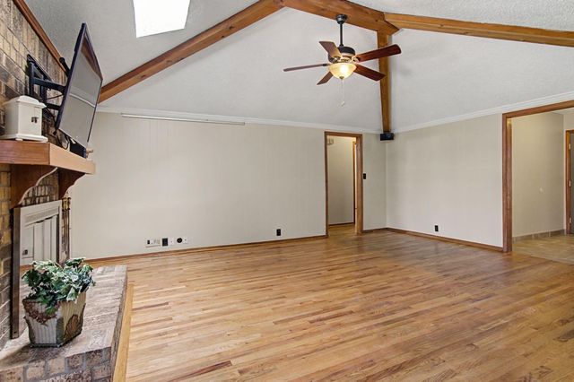 604 Baker Drive, Hurst, TX 76054